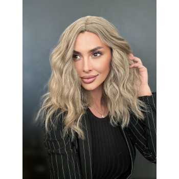 Peruca Blond Natural Ondulat